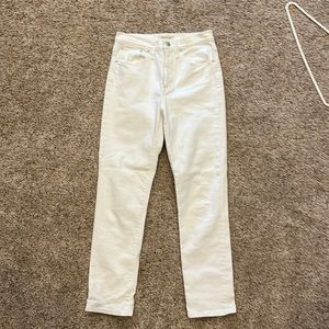 Madewell Highrise Slim Boyjean. White. Size 25. Like New Condition